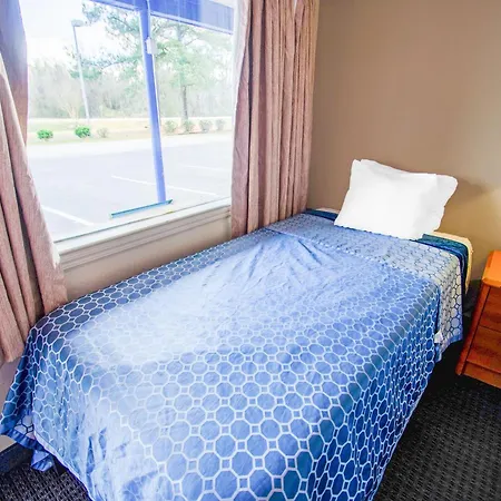 Sportsman'S Inn Plymouth 252-793-3095-2