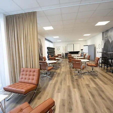 Motel Schlafraum contactless check-in-3