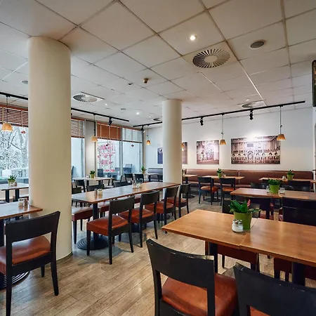 Ibis Wien City-2