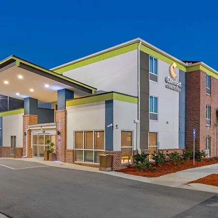 Comfort Inn & Suites Brunswick I-95-2