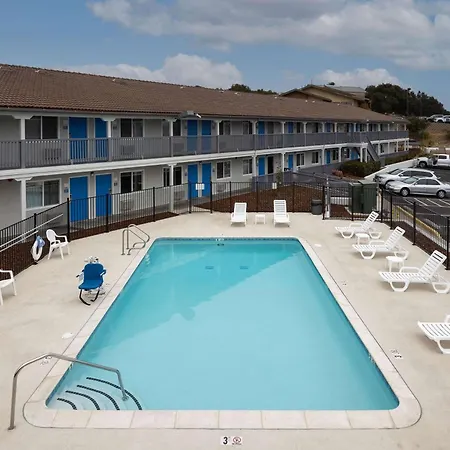 Days Inn By Wyndham Arroyo Grande Pismo Beach-3