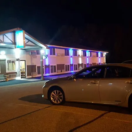 Faribault Hometown Inn & Suites-3