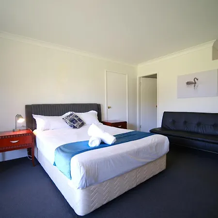 Golf Place Inn Wollongong-2