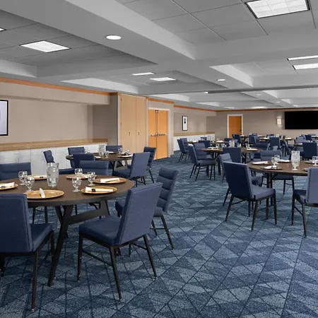 Courtyard By Marriott Phoenix West/Avondale-3