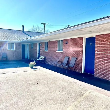 Travelers Inn Olney-2