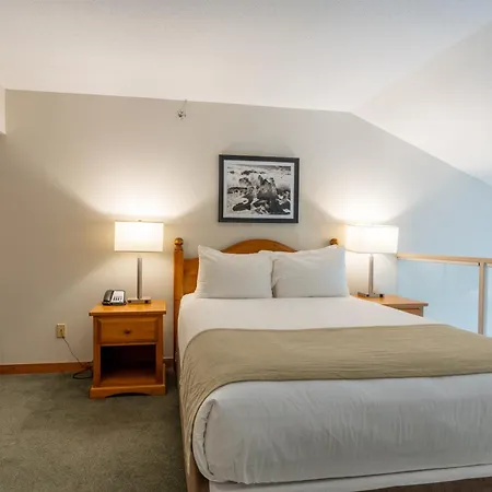 Sundance Lodge-2