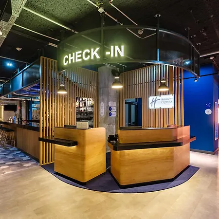 Holiday Inn Express Dresden Zentrum By Ihg-3