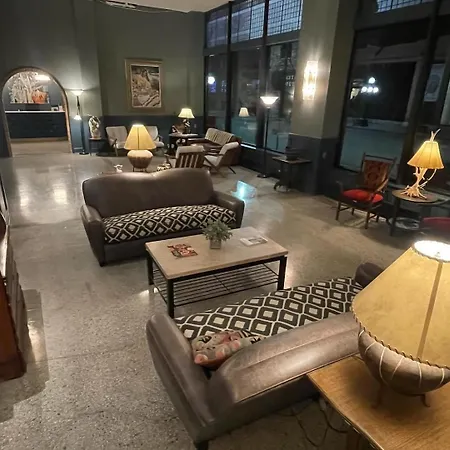 Kalispell Grand Hotel-2