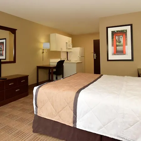 Extended Stay America Suites - Long Island - Bethpage-3