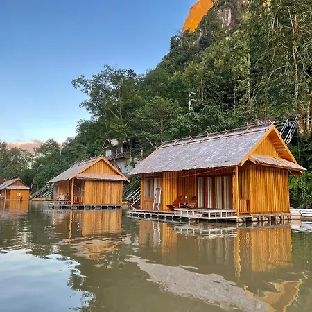Nongkhiaw The Float House-3