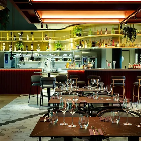 Moxy Paris Val D'Europe-3