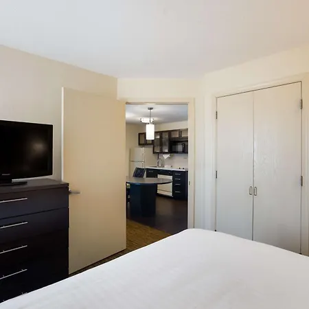 Sonesta Simply Suites Des Moines-2