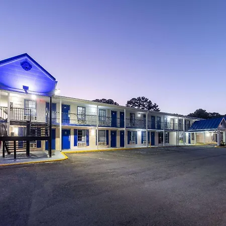 Days Inn By Wyndham Lincolnton-2