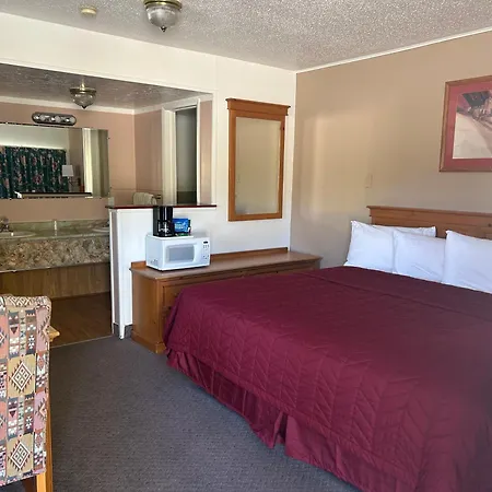 Redwood Arms Motel-3