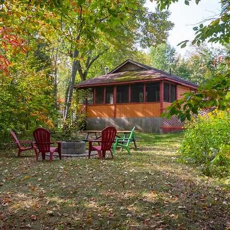 Lakepoint Cottage Resort-2