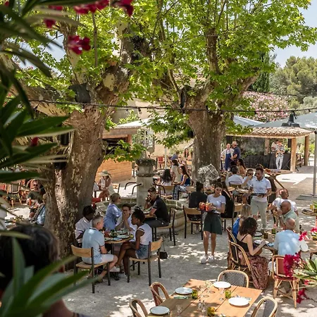 Les Petites Maisons - Hameau des Baux-2