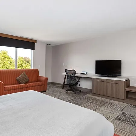 Hilton Garden Inn Syracuse-2