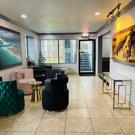 Days Inn By Wyndham Fort Walton Beach-2