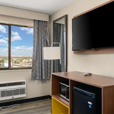 Days-Inn By Wyndham Albuquerque I-25-2