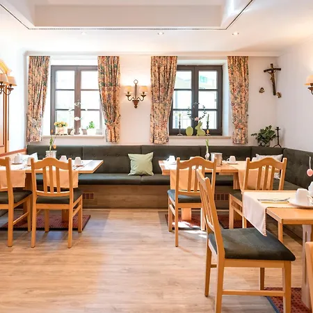 Hotel Neuwirt-2