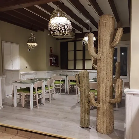 Hostal Loreto-3