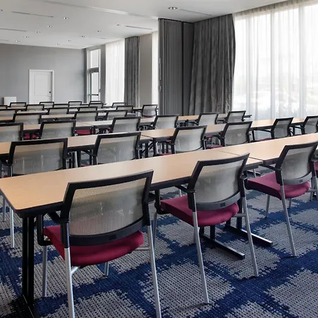 Towneplace Suites By Marriott Orlando Airport-3