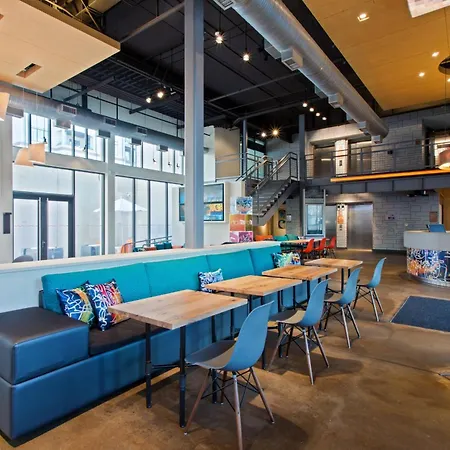 Aloft By Marriott Birmingham Soho Square-3