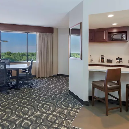 Embassy Suites By Hilton Dallas-Love Field-2