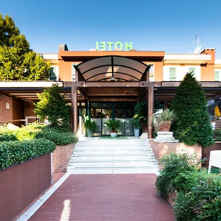 HOTEL QUERINI Essential Business Hotel Sandrigo-3