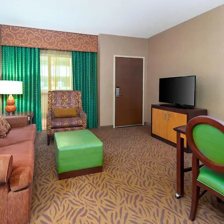 Embassy Suites Omaha- La Vista/ Hotel & Conference Center-2