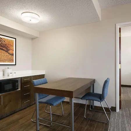 Hampton Inn & Suites Dallas-Mesquite-3