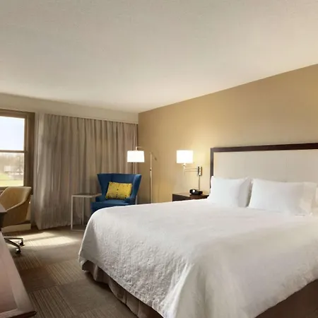 Hampton Inn And Suites Springdale-3