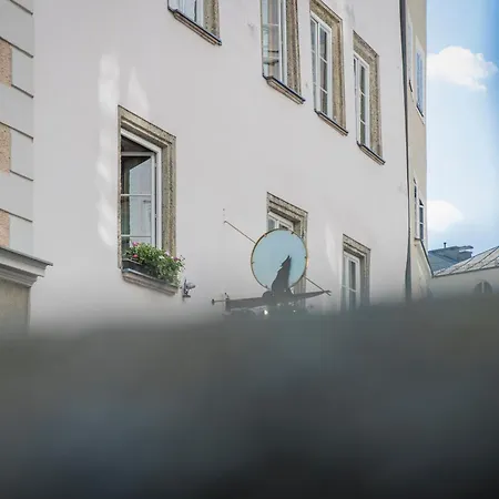Hotel Wolf-2