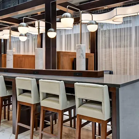 Embassy Suites Syracuse-2