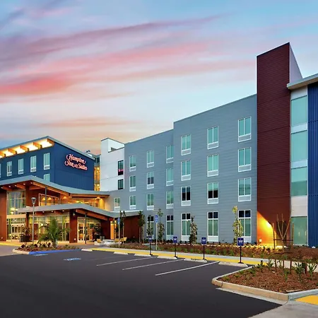 Hampton Inn & Suites San Diego Airport Liberty Station-2