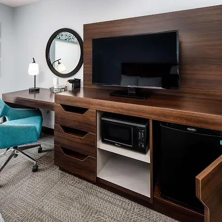 Hampton Inn & Suites Navarre-2