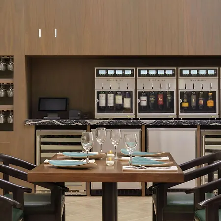 Embassy Suites By Hilton Philadelphia Valley Forge-3
