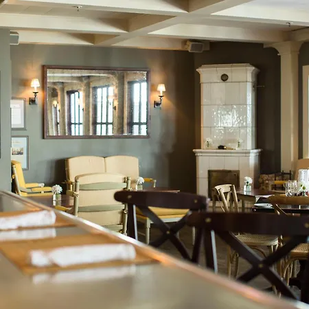 Delamar Southport-2