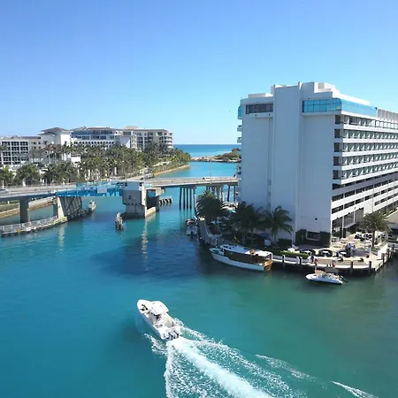 Waterstone Resort & Marina Boca Raton, Curio Collection By Hilton-3