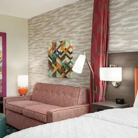 Home2 Suites By Hilton Woodland Hills Los Angeles-2