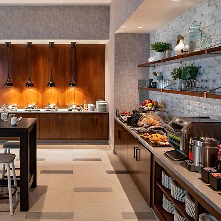 Hilton Garden Inn Austin University Capitol District-2