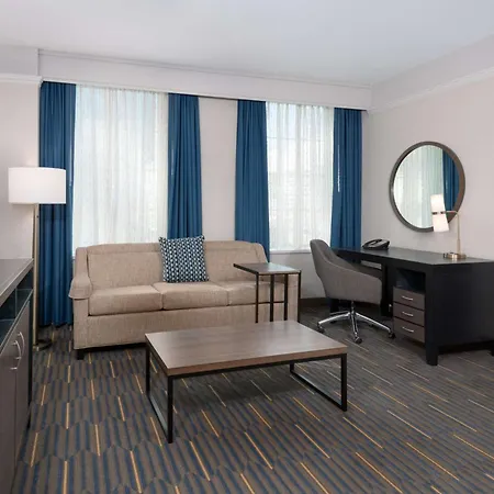 Hampton Inn & Suites Buffalo/Downtown-3