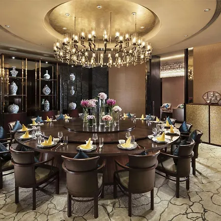 Hilton Guangzhou Tianhe: Canton Fair Shuttle & Registration-3