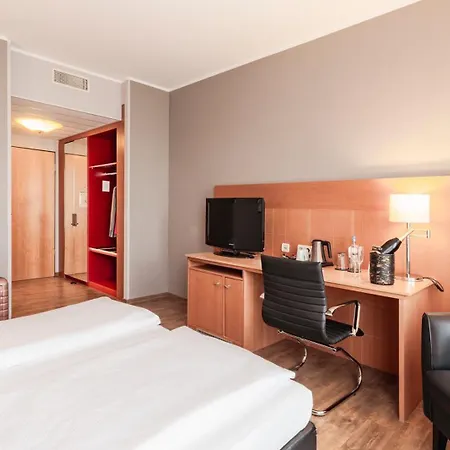 PLAZA Premium Köln-2