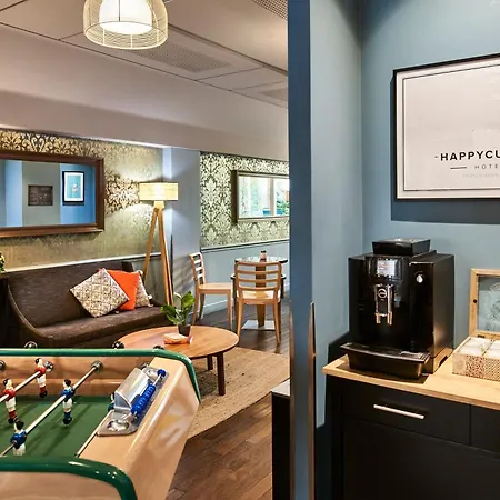 Hotel Magenta 38 By Happyculture-3