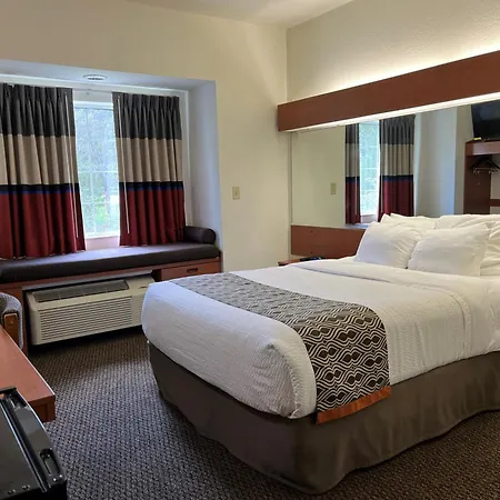 Microtel Inn And Suites By Wyndham - Lady Lake/ The Villages-3