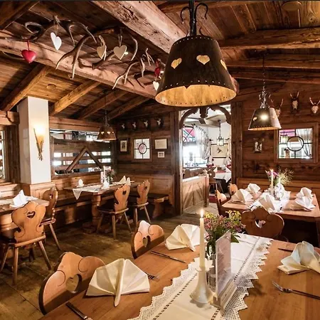 Hotel Gasthof Perauer-2