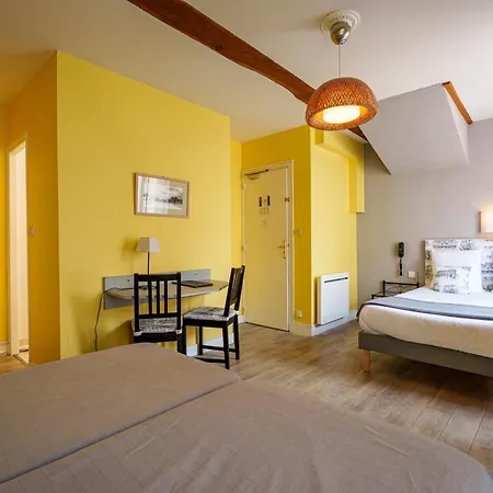 Hotel Val De Loire-2