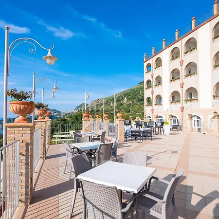 Hotel Olimpo Le Terrazze-3