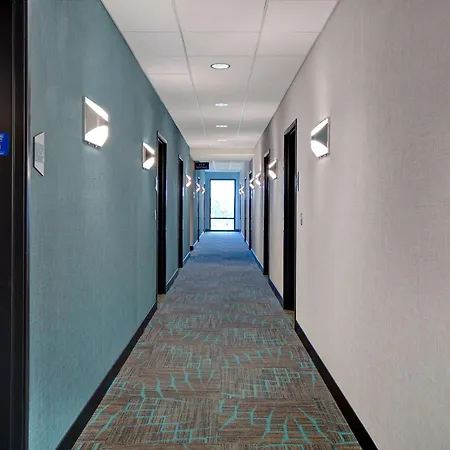 Home2 Suites By Hilton Kalamazoo Downtown, Mi-3